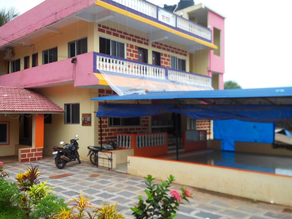 Yash Garden Residency Hotel Ganpatipule Exterior photo