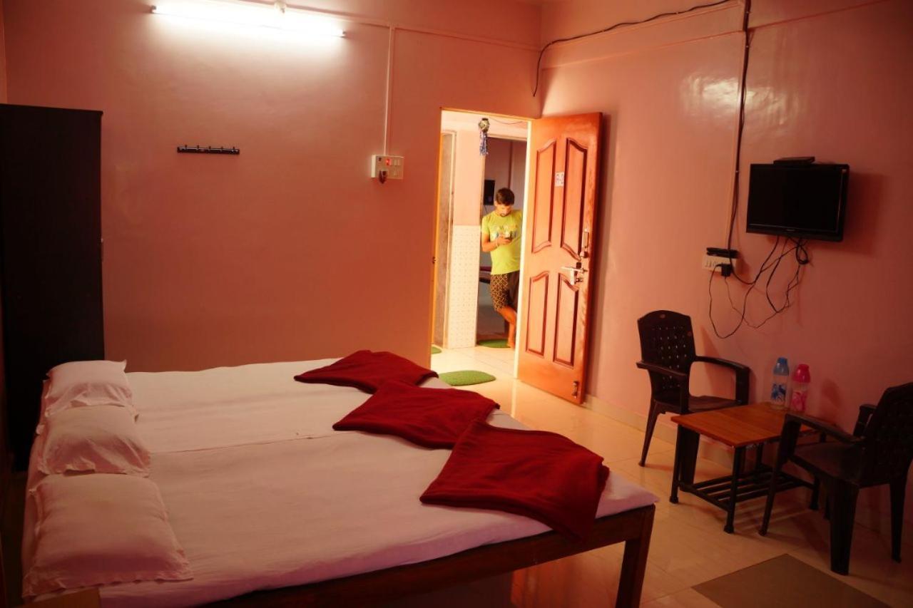 Yash Garden Residency Hotel Ganpatipule Exterior photo
