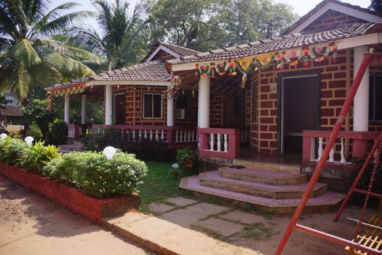 Yash Garden Residency Hotel Ganpatipule Exterior photo
